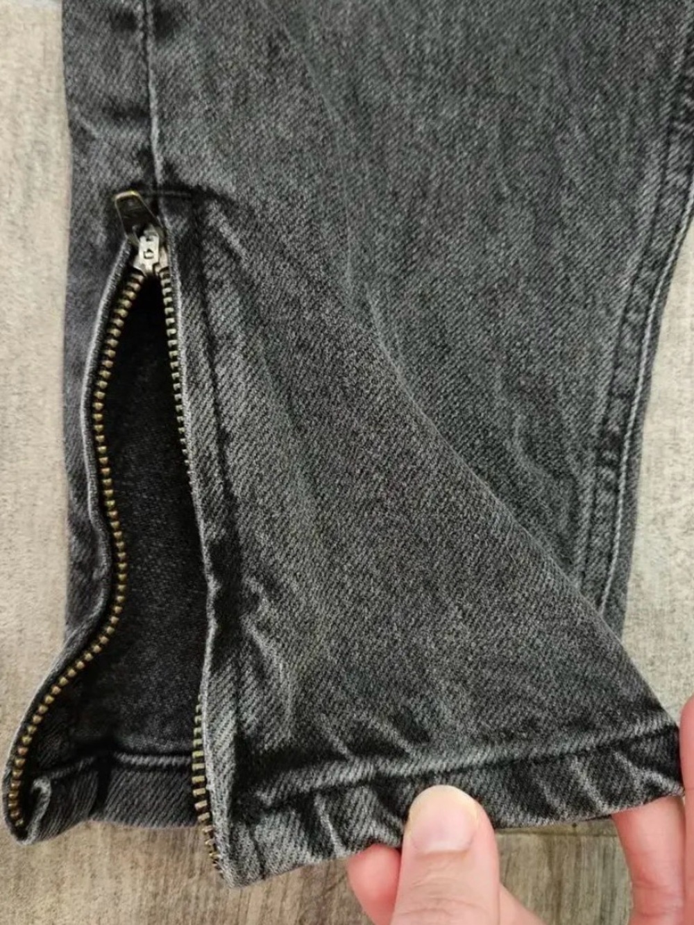 REFORMATION 80s Ultra High Cigarette Straight Leg Black Jeans Zip Ankle Size 26 - Picture 8 of 11